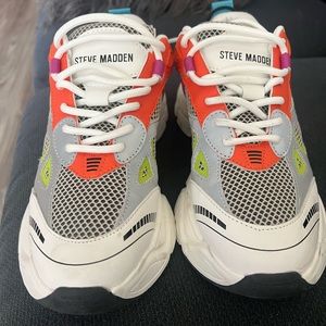 Steve Madden Colorful tennis shoes